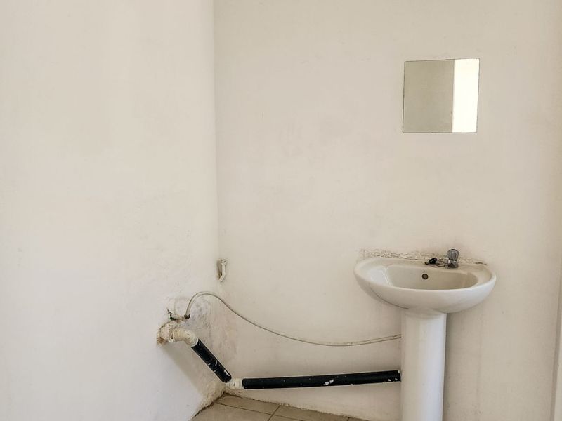 Office To Rent in Ballito Commercial District - Photo 7