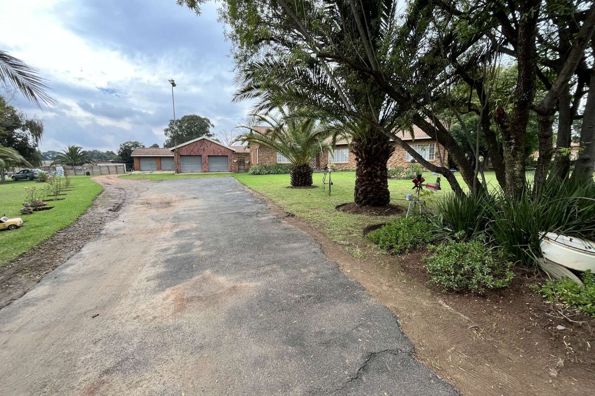 House For Sale in Benoni AH - Photo 4