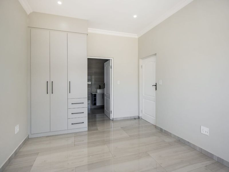 House For Sale in Montana - Photo 9