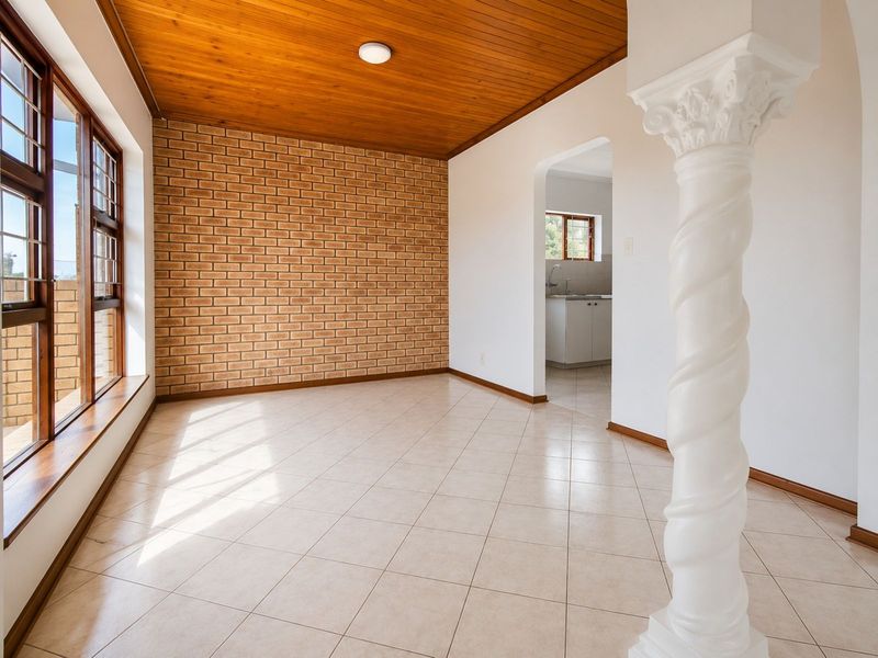 House For Sale in Bayview - Photo 5