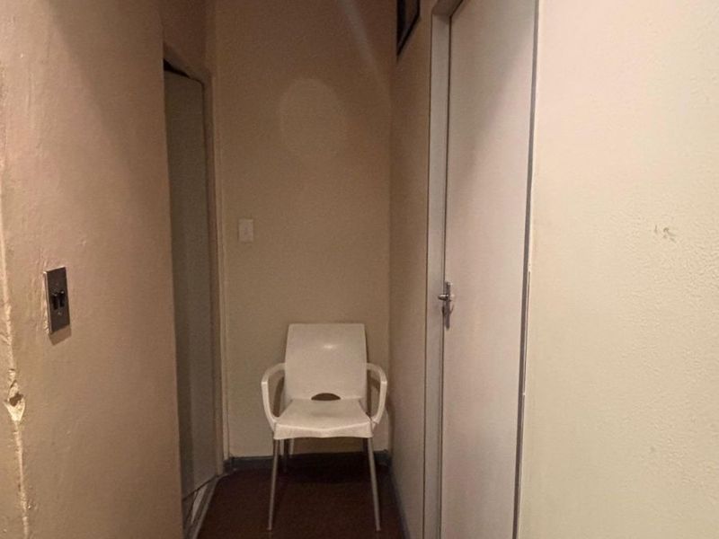 Apartment For Sale in Braamfontein - Photo 9