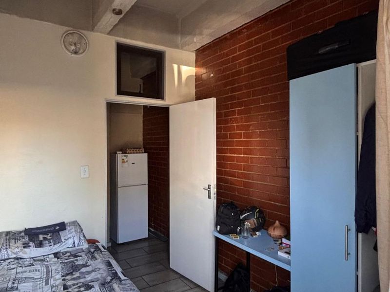 Apartment For Sale in Braamfontein - Photo 5
