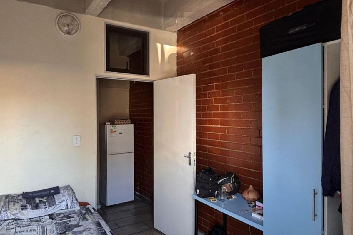 Apartment For Sale in Braamfontein - Photo 5