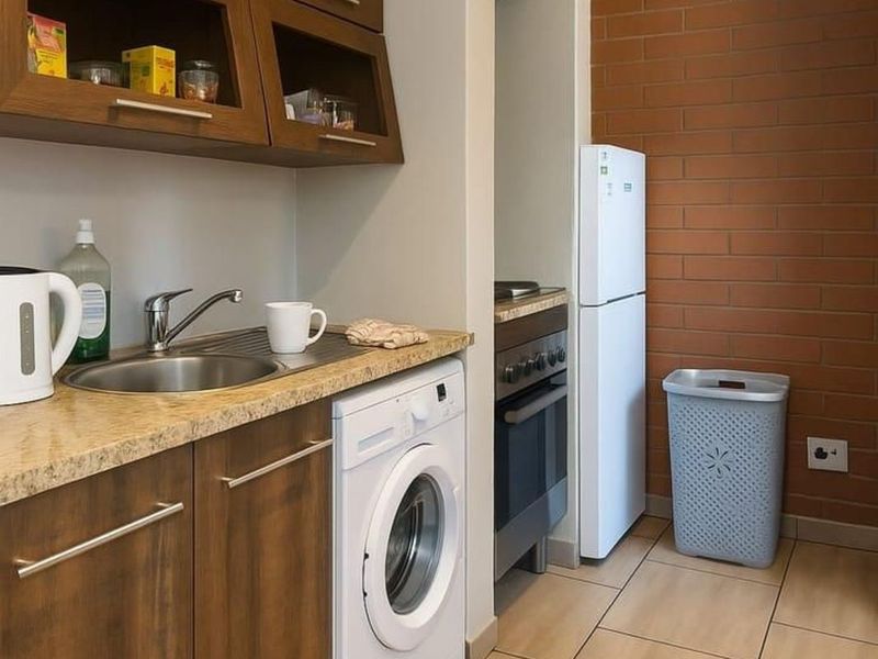 Apartment For Sale in Braamfontein - Photo 3