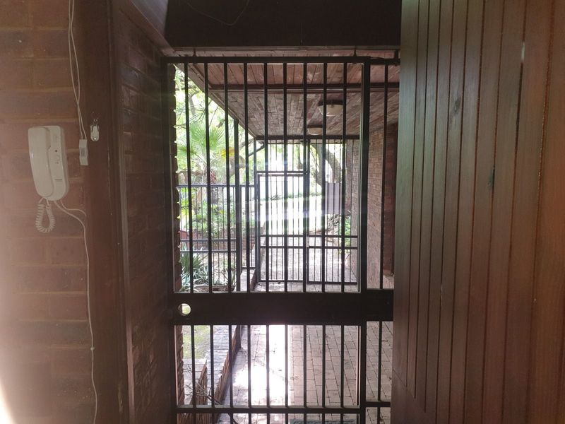 House To Rent in Muckleneuk - Photo 10