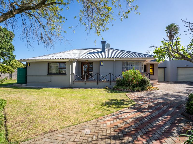 House For Sale in Newton Park - Photo 5