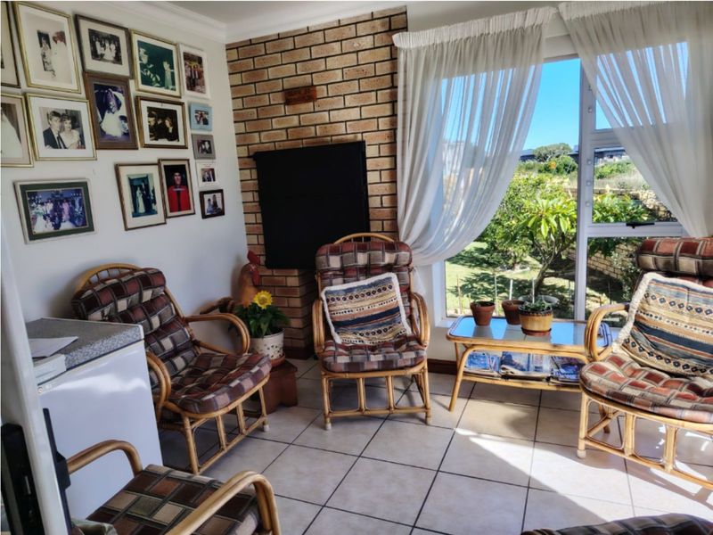 House For Sale in Reebok - Photo 8