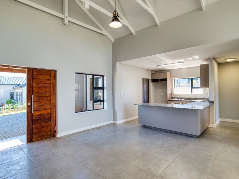 House For Sale in Hartland Lifestyle Estate - Photo 3