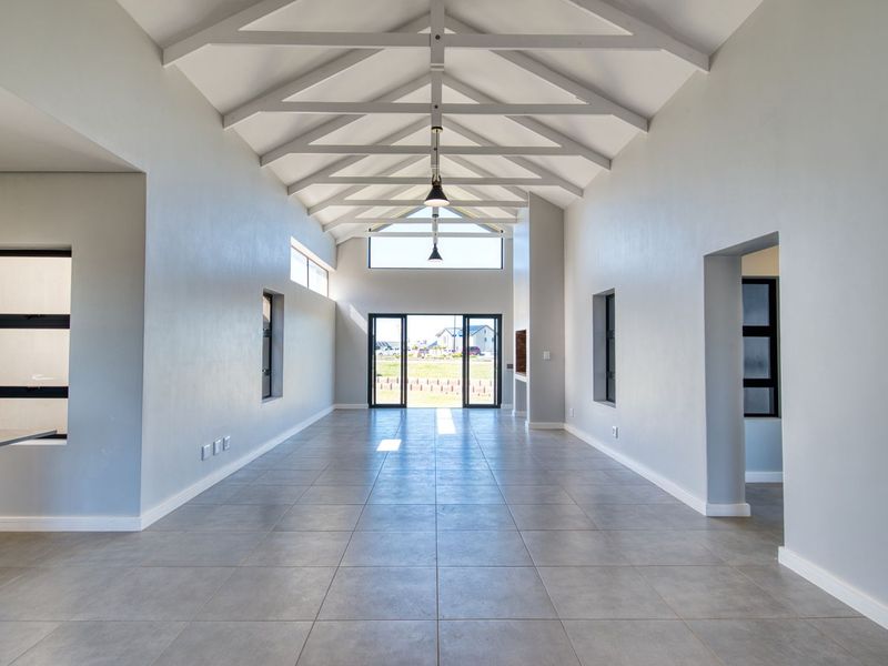 House For Sale in Hartland Lifestyle Estate - Photo 5