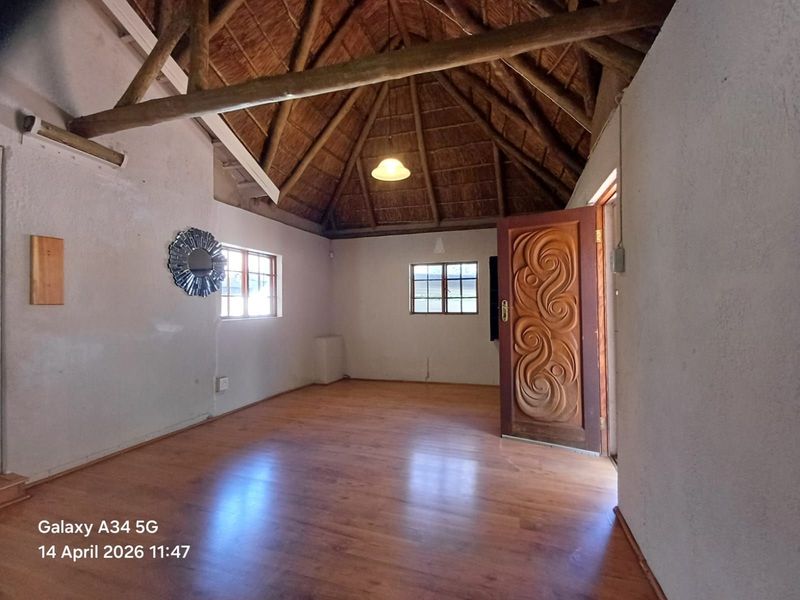 House For Sale in Vaal Park - Photo 4