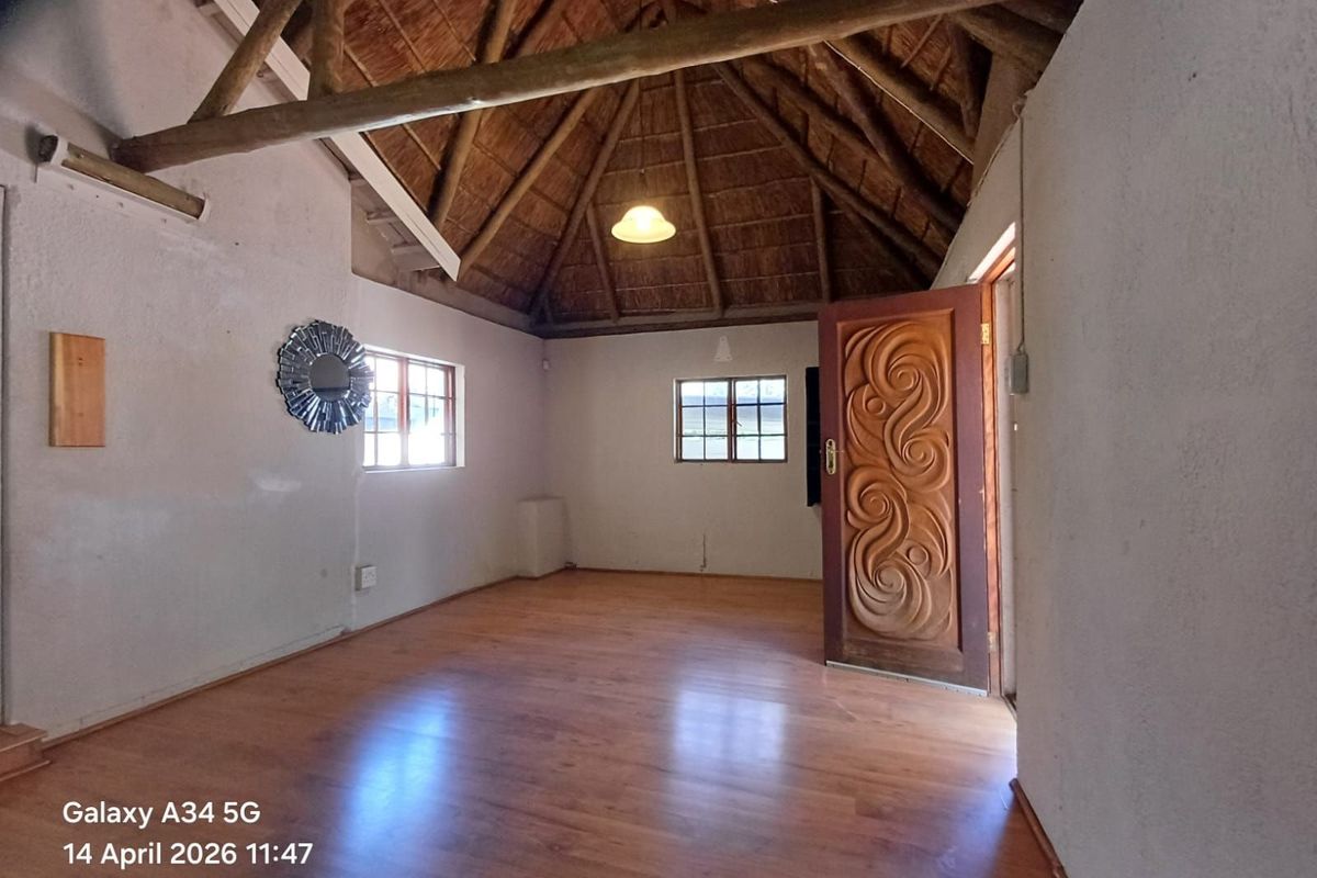 House For Sale in Vaal Park - Photo 4