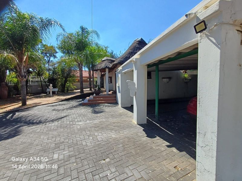 House For Sale in Vaal Park - Photo 3