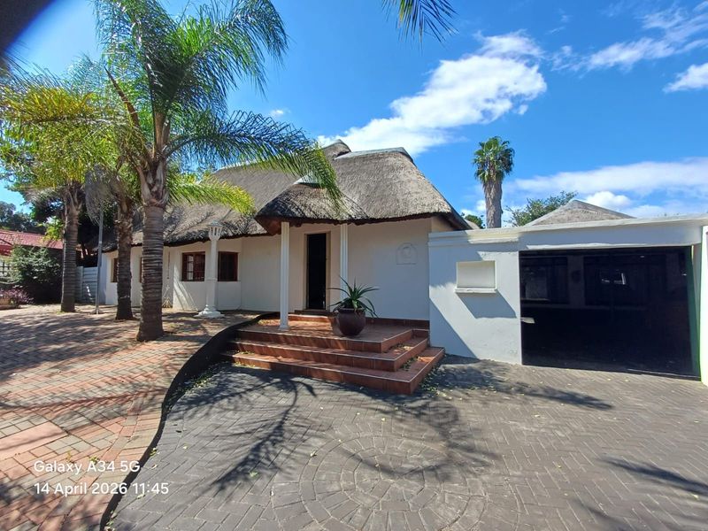 House For Sale in Vaal Park - Photo 2