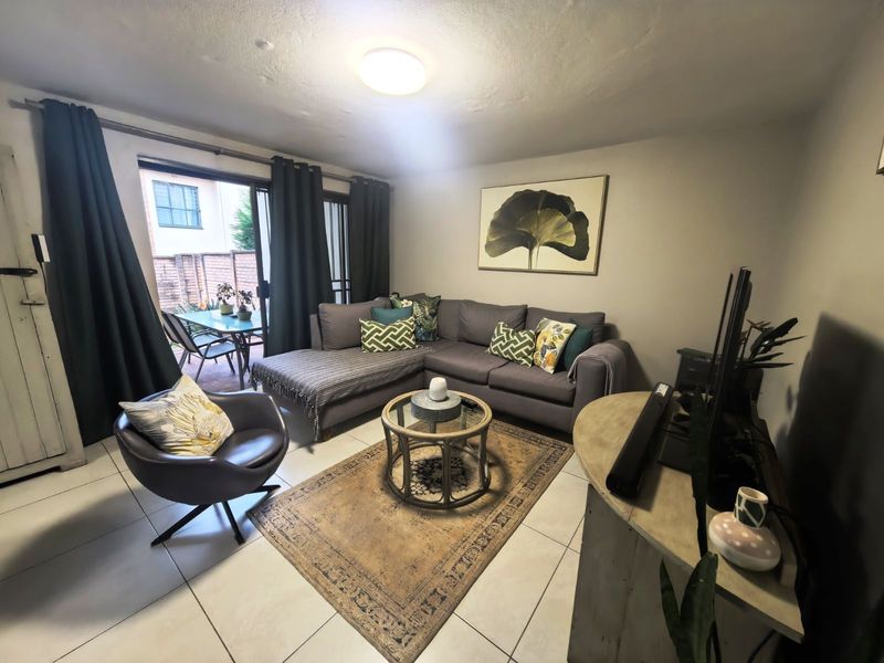 House For Sale in Hennopspark - Photo 3