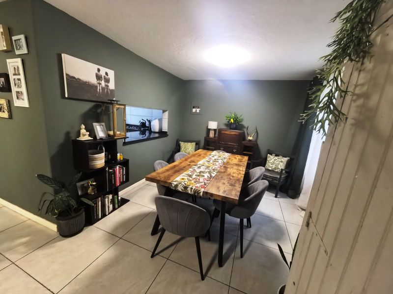 House For Sale in Hennopspark - Photo 8