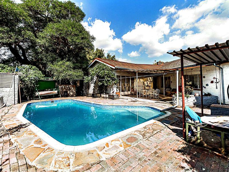 House For Sale in Franklin Roosevelt Park - Photo 2