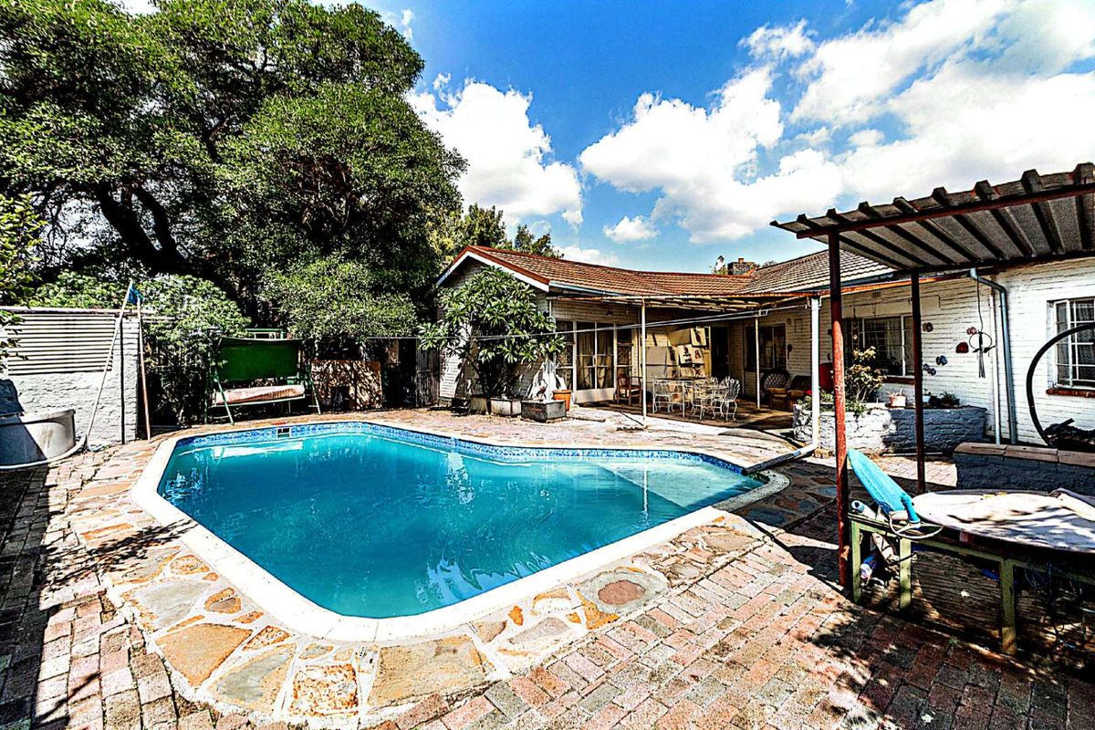 House For Sale in Franklin Roosevelt Park - Photo 2