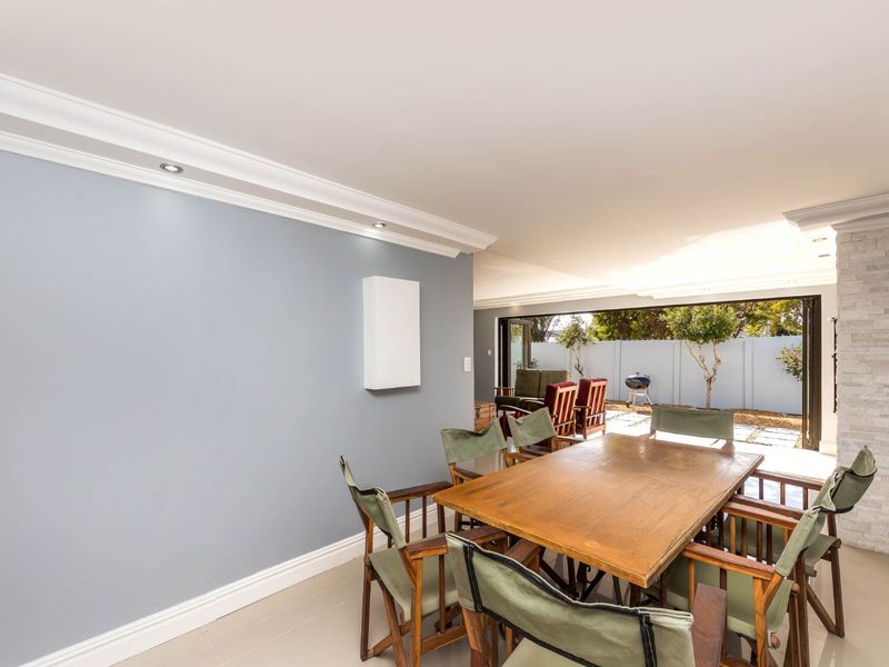 House For Sale in Sunningdale - Photo 8