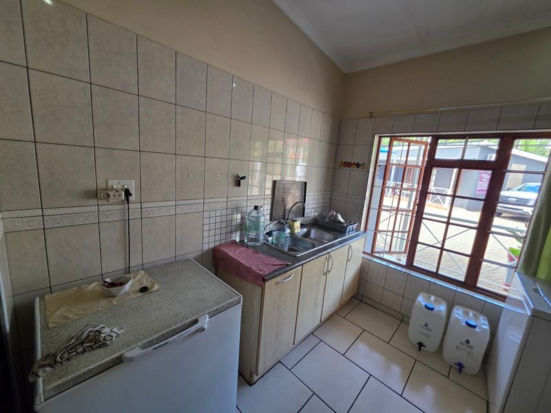 Guest House For Sale in Belgravia - Photo 8