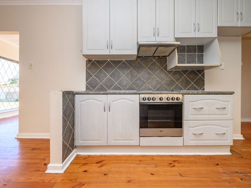 House For Sale in Algoa Park - Photo 10