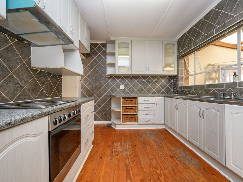 House For Sale in Algoa Park - Photo 9