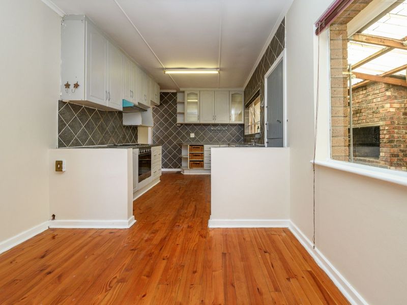 House For Sale in Algoa Park - Photo 7