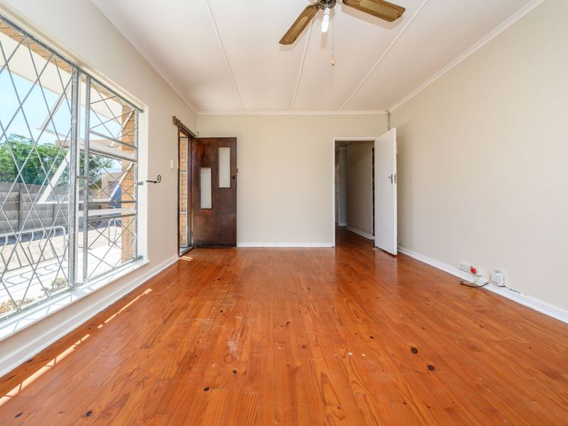 House For Sale in Algoa Park - Photo 6