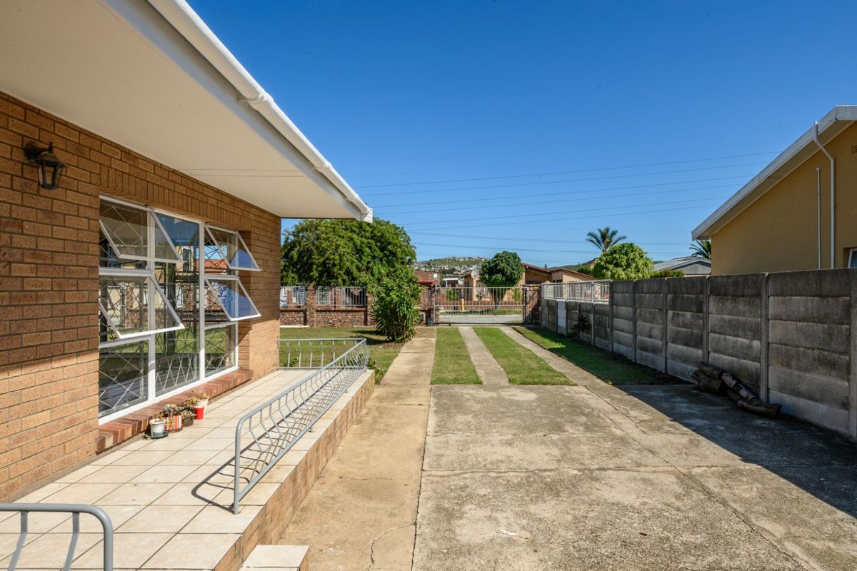 House For Sale in Algoa Park - Photo 4