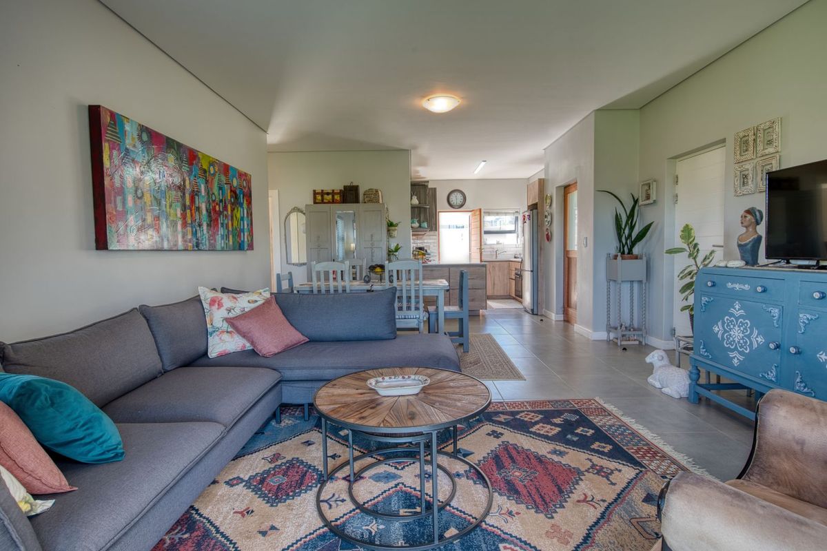 House For Sale in Hartland Lifestyle Estate - Photo 4