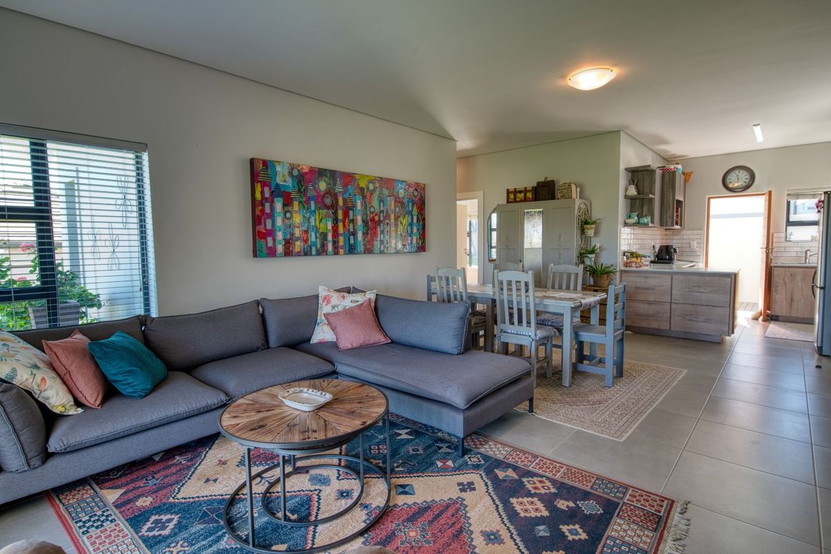 House For Sale in Hartland Lifestyle Estate - Photo 3