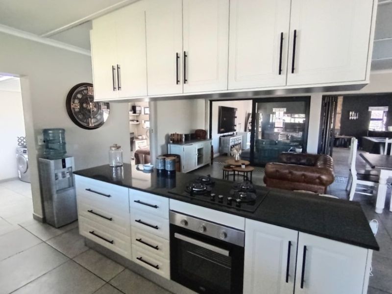 House For Sale in Blanco - Photo 7