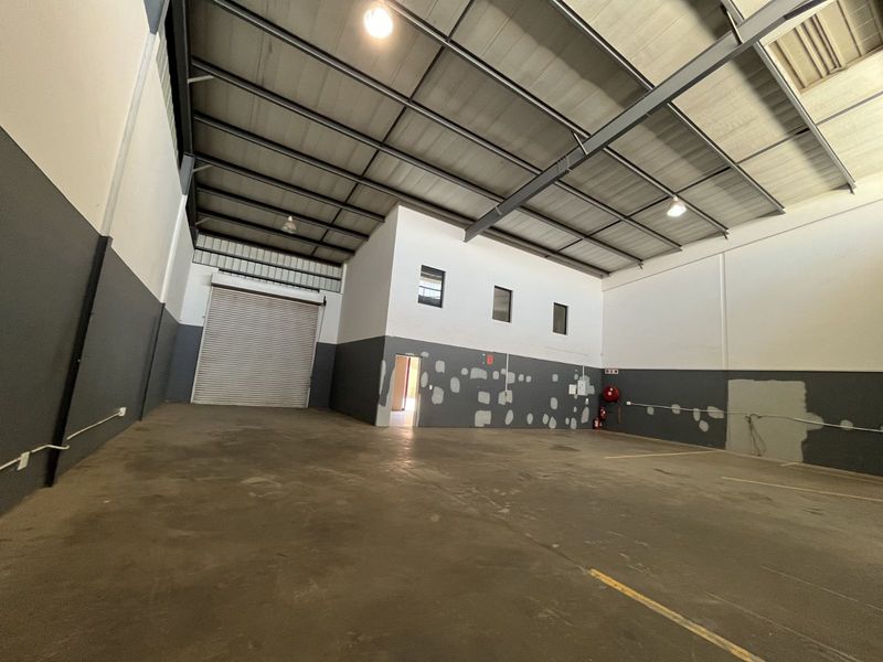 Industrial To Rent in N4 Gateway Industrial Park - Photo 8