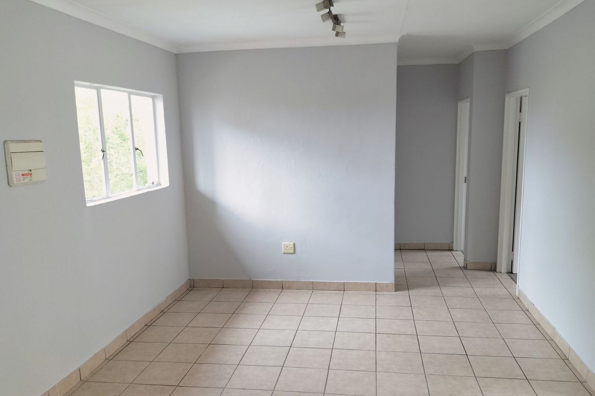 Apartment For Sale in Noordhang - Photo 3