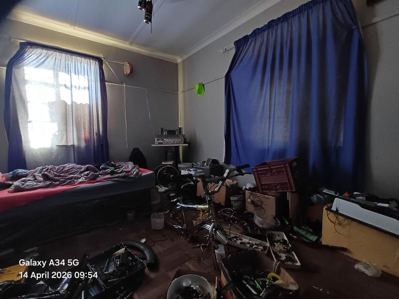 House For Sale in Stilfontein Ext 1 - Photo 6