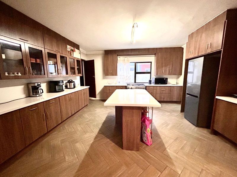 House For Sale in Heron Hill Garden Estate - Photo 5