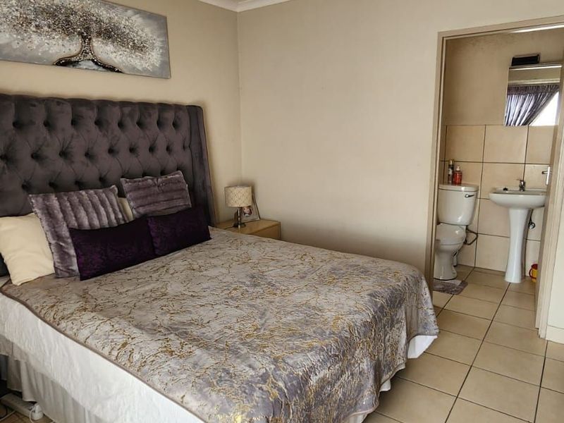 Townhouse For Sale in Montana - Photo 8