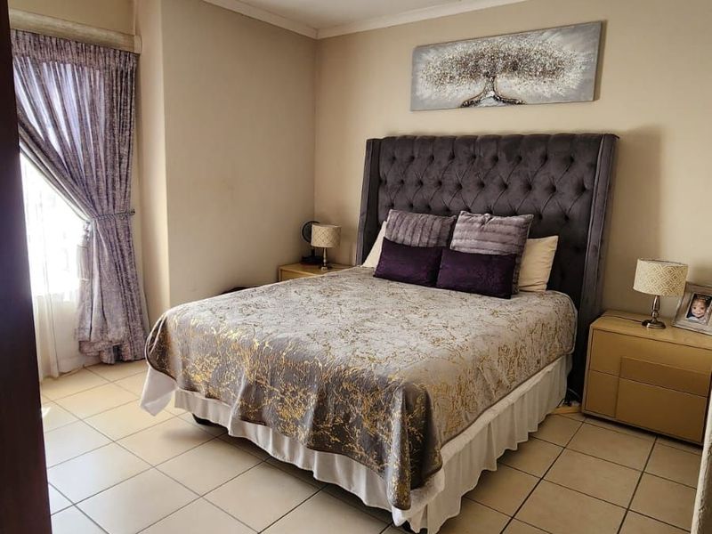 Townhouse For Sale in Montana - Photo 10