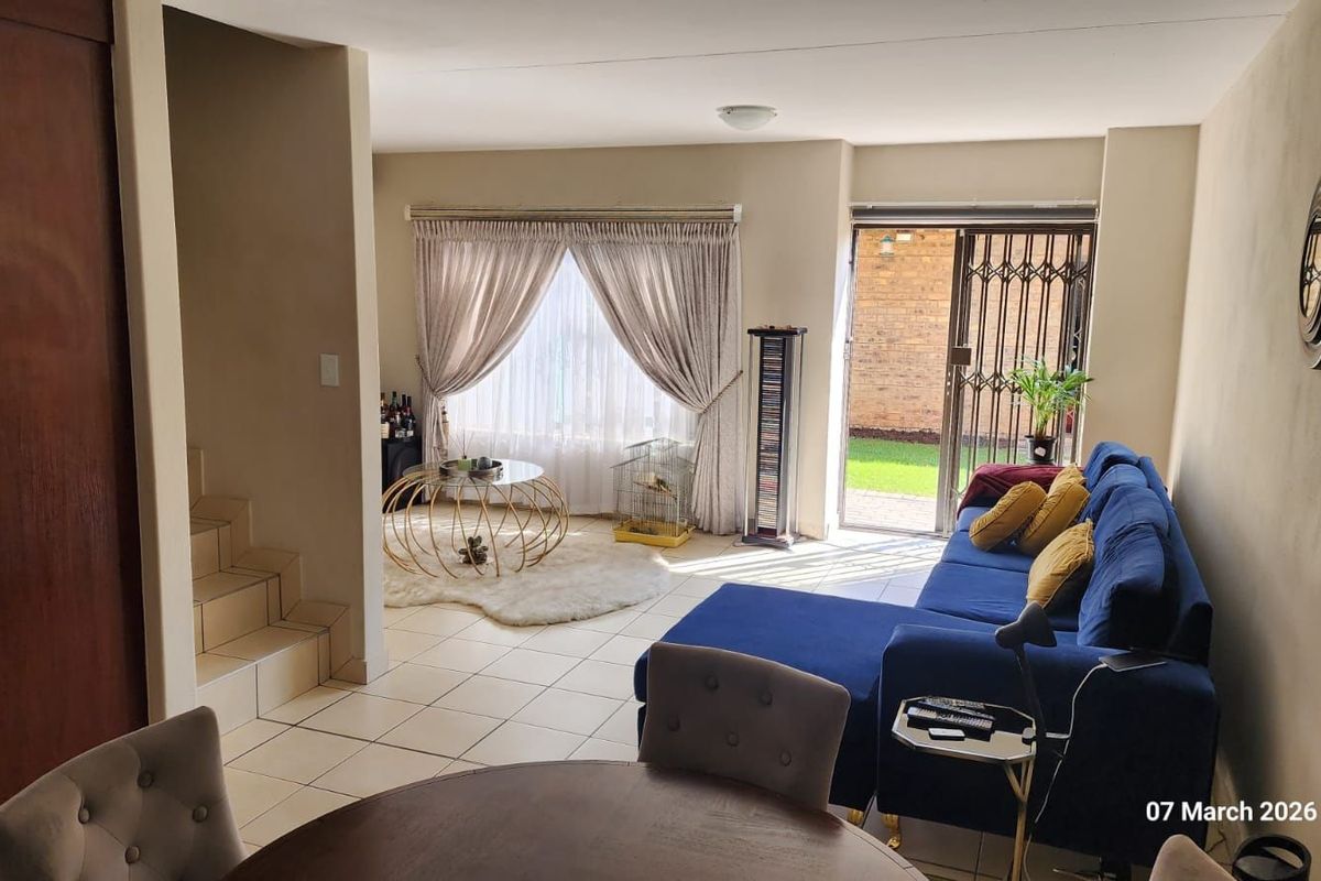 Townhouse For Sale in Montana - Photo 2