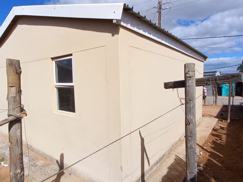 House For Sale in Calitzdorp Central - Photo 3