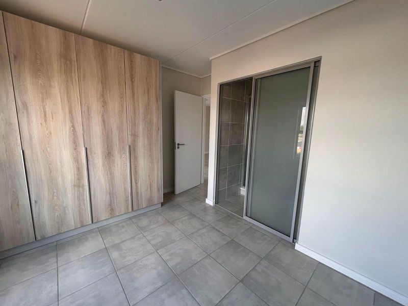 Apartment To Rent in Mooikloof Glen - Photo 4