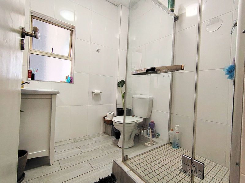 Apartment For Sale in Diaz Beach - Photo 10