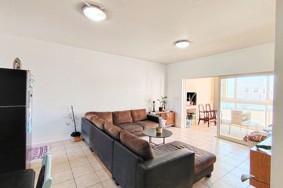 Apartment For Sale in Diaz Beach - Photo 4