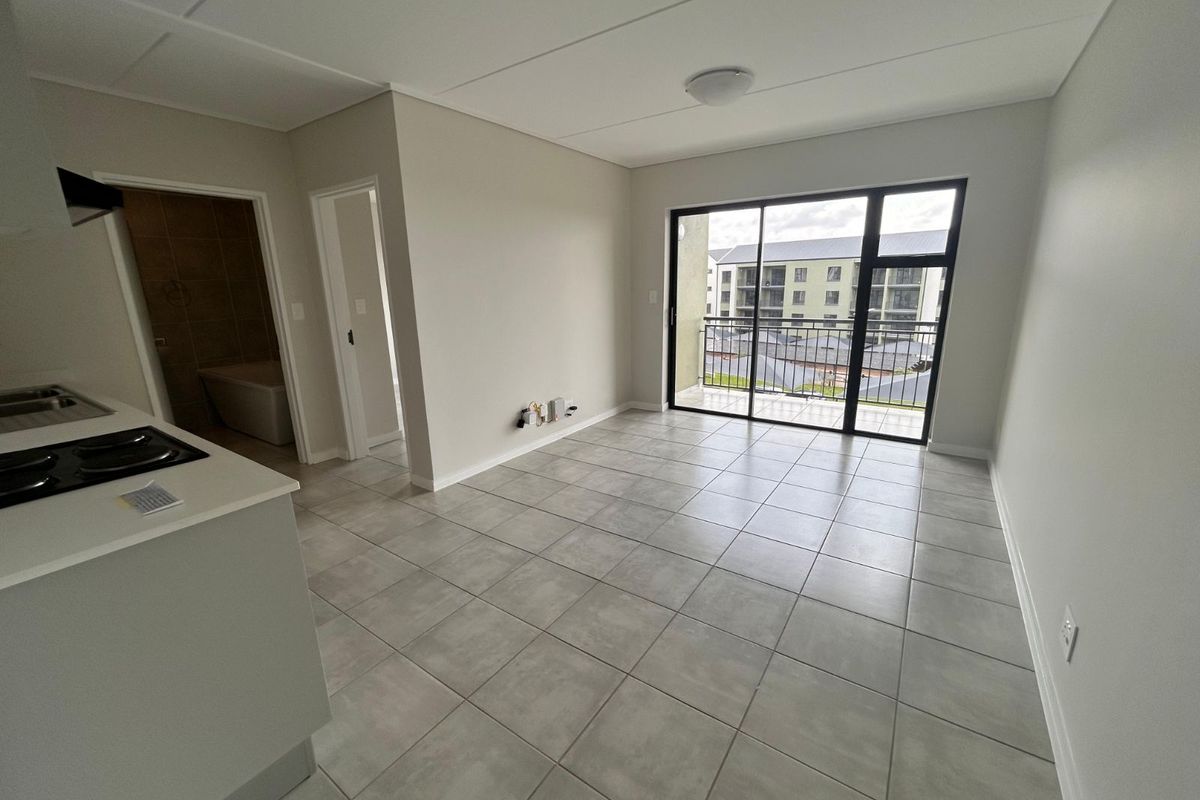 Apartment For Sale in Mooikloof Glen - Photo 2