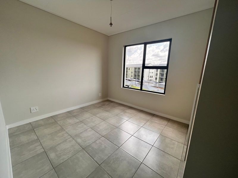 Apartment For Sale in Mooikloof Glen - Photo 4