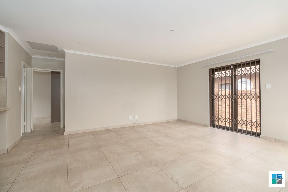 House For Sale in Secunda Central - Photo 4