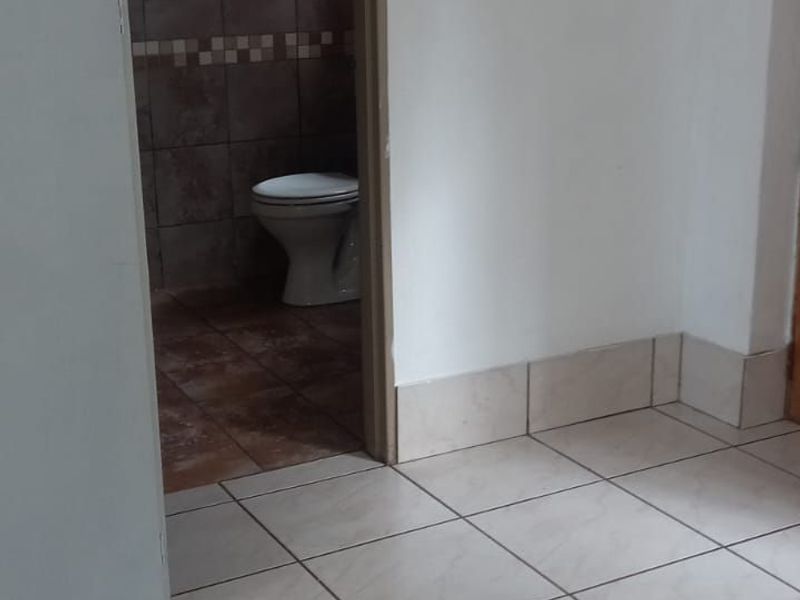 House To Rent in Secunda Central - Photo 5
