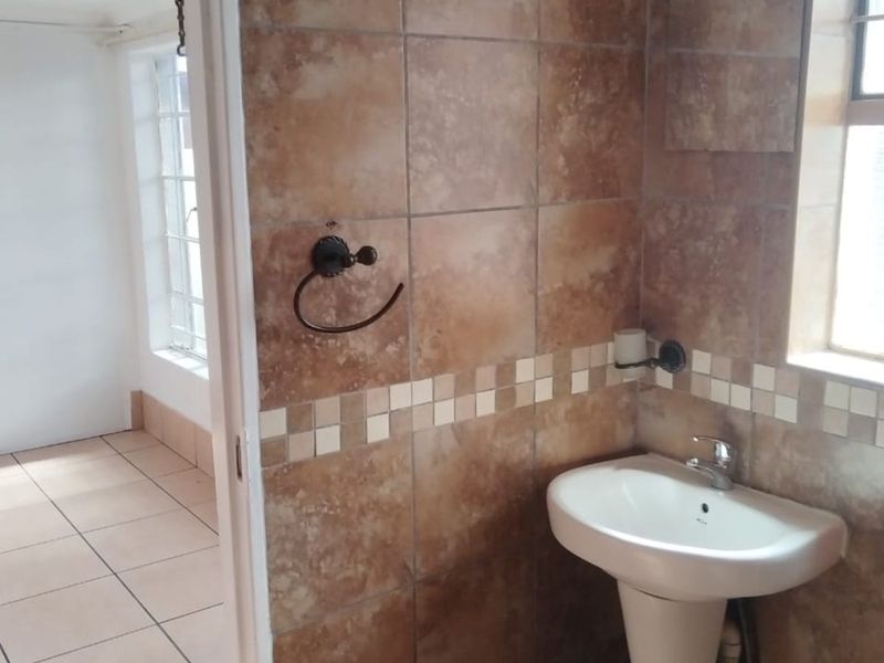 House To Rent in Secunda Central - Photo 6