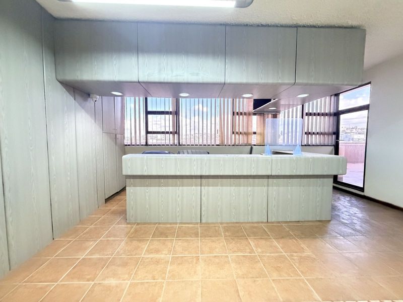 Office To Rent in Durban Central - Photo 4