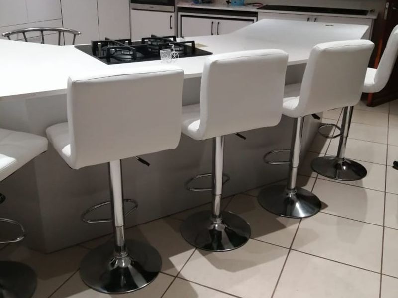 House For Sale in Reyno Ridge - Photo 4