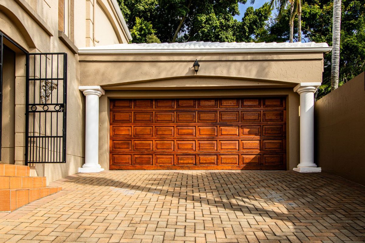 House For Sale in Moreleta Park - Photo 3